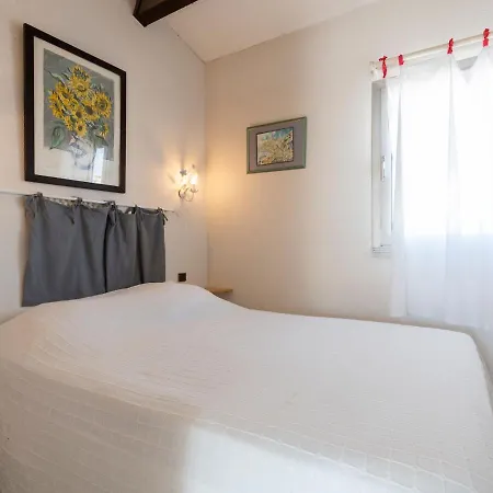 1 Bedroom Apartment And Alcove For 6 Apartment