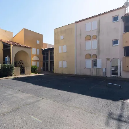 Apartment 1 Bedroom Apartment And Alcove For 6 *